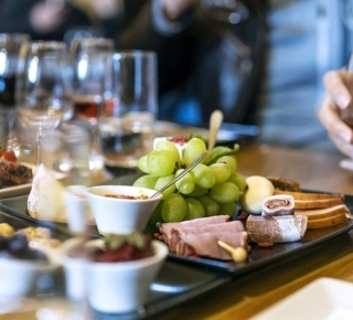 Wine Tasting &amp; Food Pairing